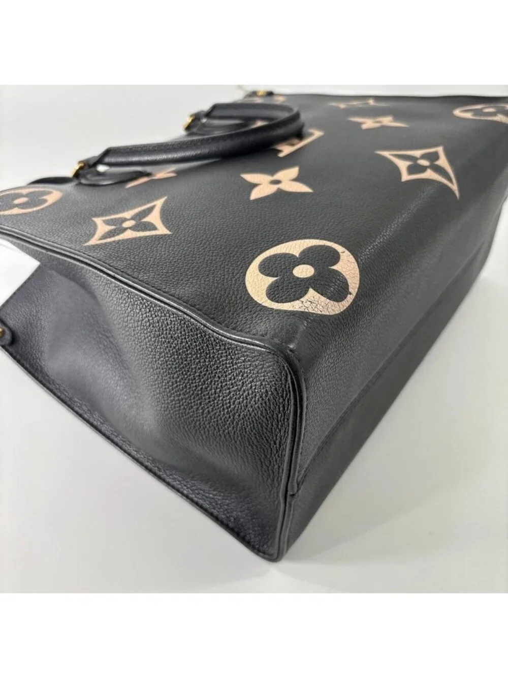Louis Vuitton Super On The Go MM Monogram Empreinte Tote